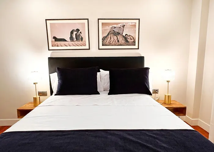 River Deluxe Con Garaje Gratis ビルバオ