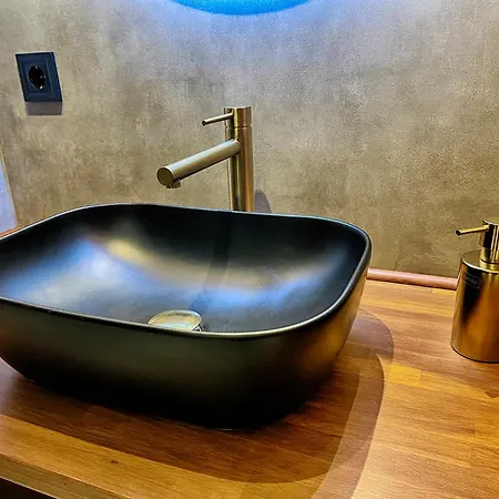 River Deluxe Con Garaje Gratis *